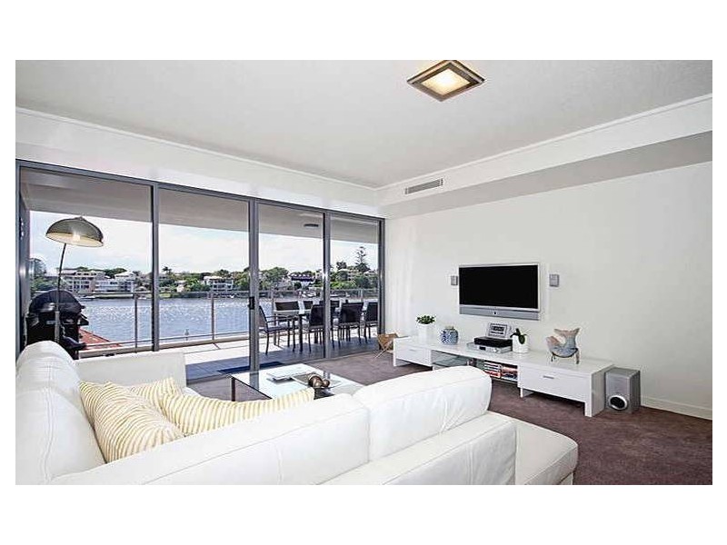 3312/30 Hollins Crescent, New Farm QLD 4005