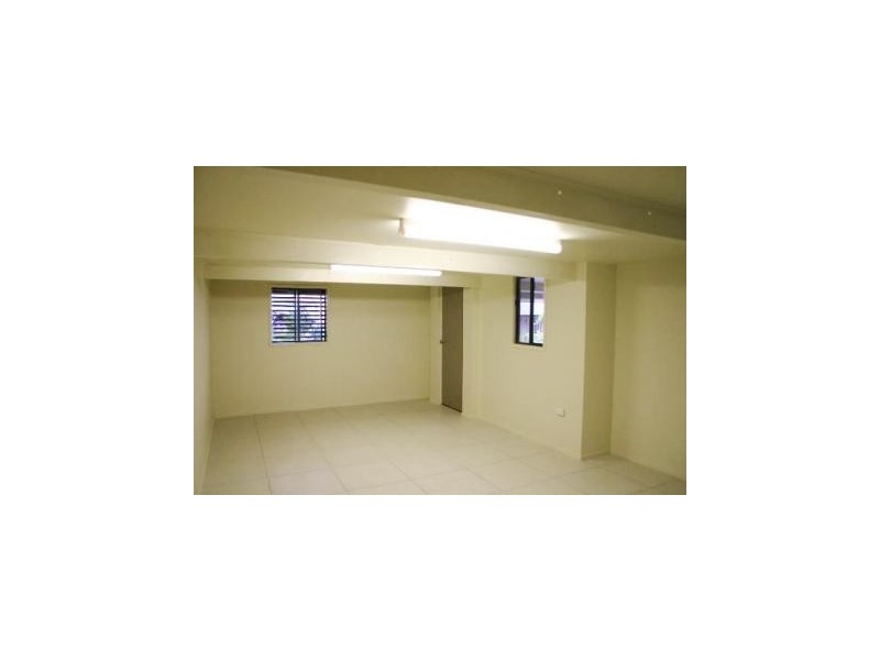 28 Kinross Street, Spring Hill QLD 4000