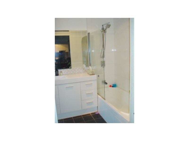 311 Harcourt Street, Newstead QLD 4006