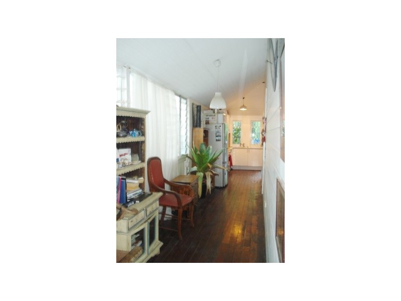 311 Harcourt Street, Newstead QLD 4006