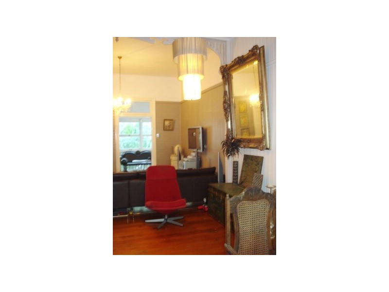 311 Harcourt Street, Newstead QLD 4006