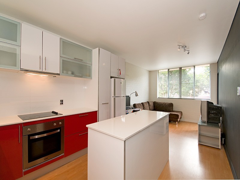 2/22 Norwood Street, Toowong QLD 4066