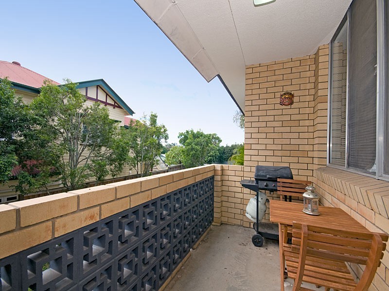 2/22 Norwood Street, Toowong QLD 4066