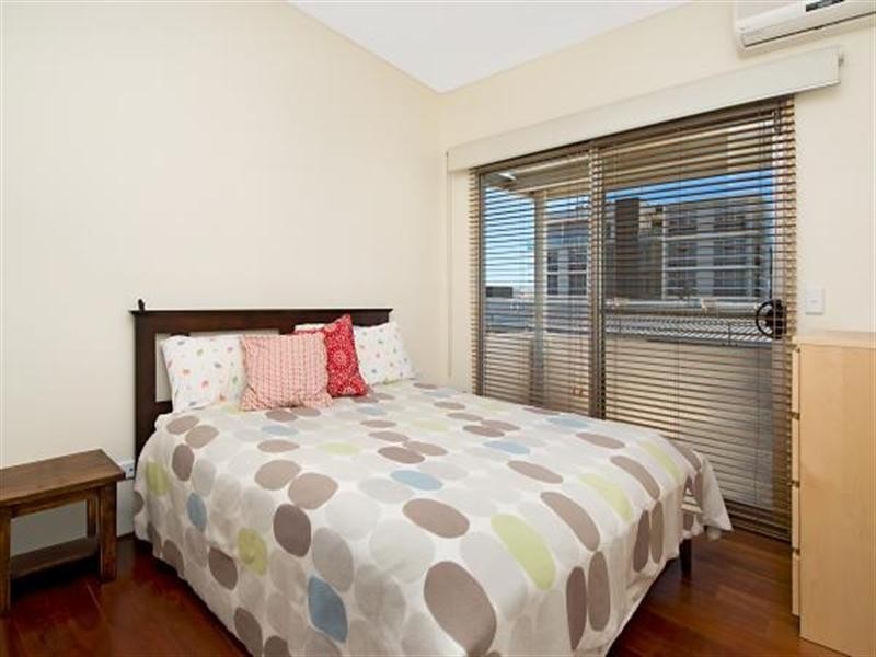 33/72 Kingsholme Street, Teneriffe QLD 4005