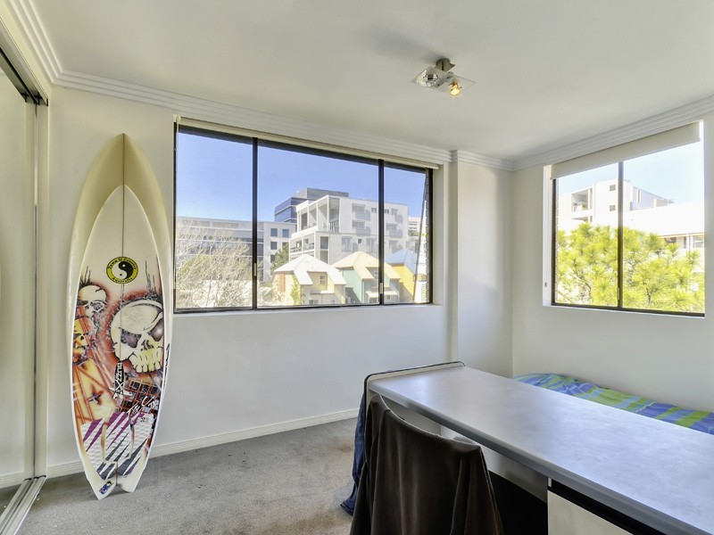 18/574 Boundary Street, Spring Hill QLD 4000