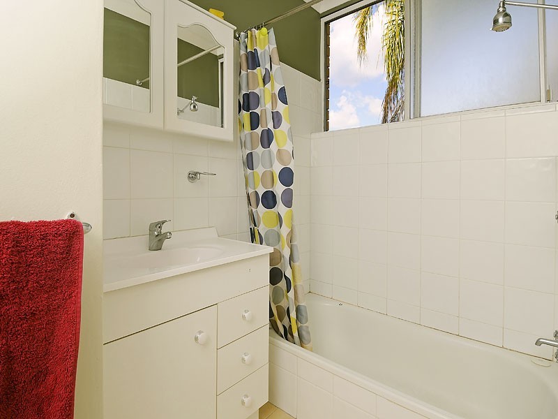 4/64 Moreton Street, New Farm QLD 4005