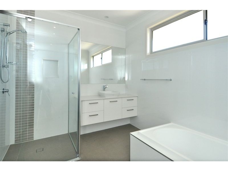 34 School Street, Hendra QLD 4011