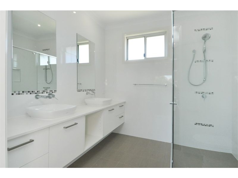 34 School Street, Hendra QLD 4011