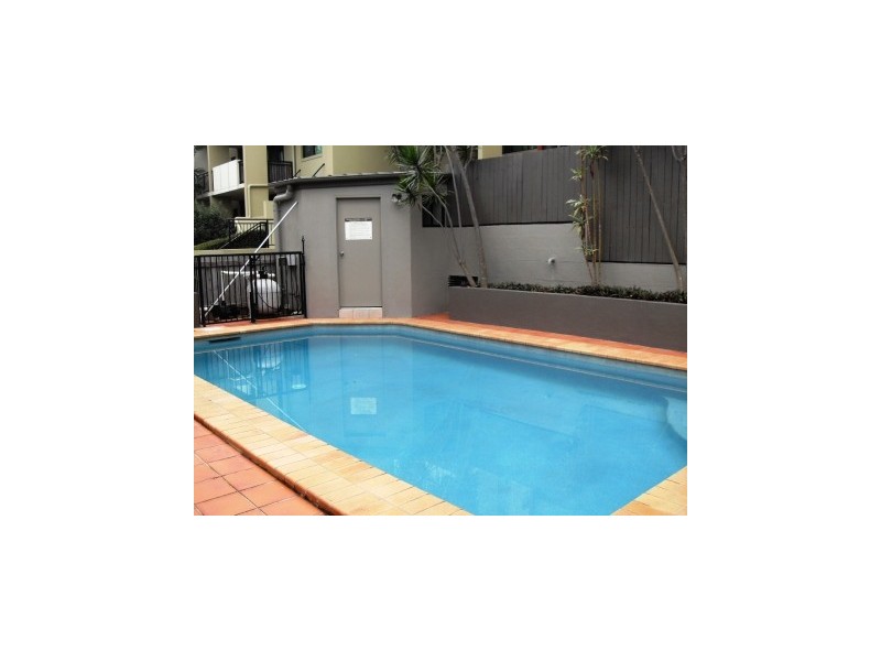 9/9 Newstead Avenue, Newstead QLD 4006