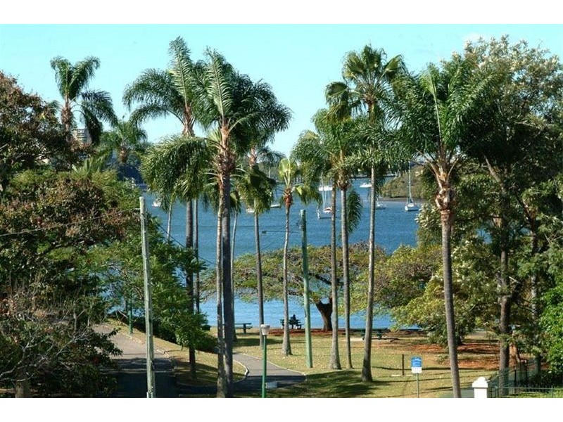 9/9 Newstead Avenue, Newstead QLD 4006