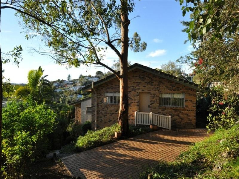 5 Lynell Street, Hamilton QLD 4007