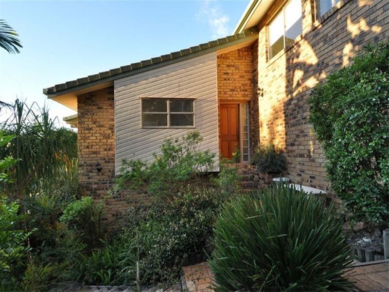 5 Lynell Street, Hamilton QLD 4007