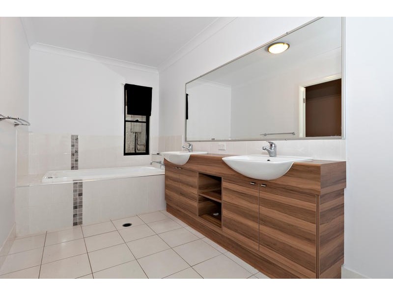 2/27 Jordan Street, Bowen Hills QLD 4006