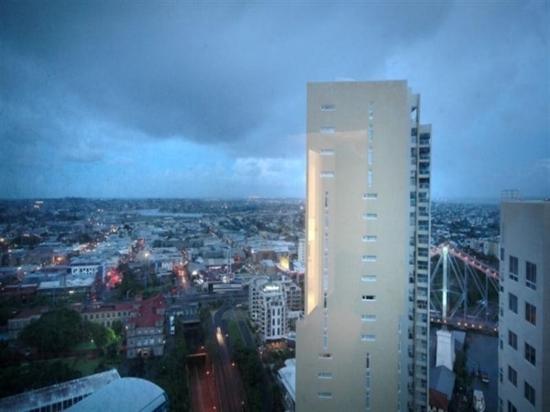 30 Macrossan Street, Brisbane QLD 4000