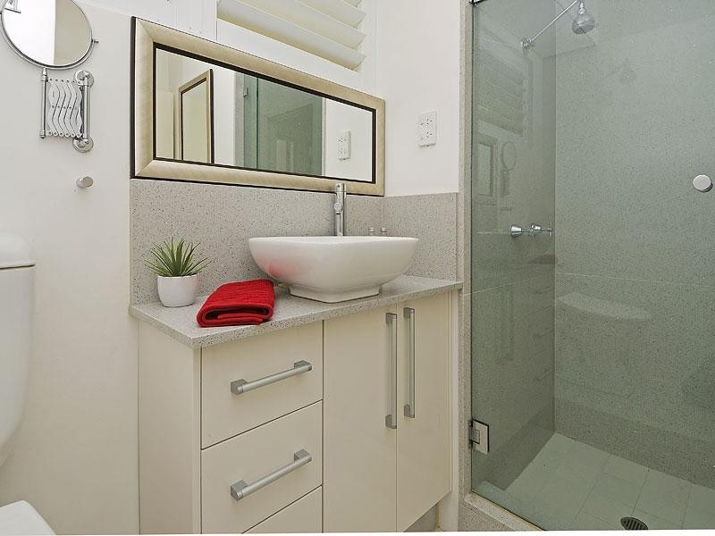 15/128 Oxlade Drive, New Farm QLD 4005