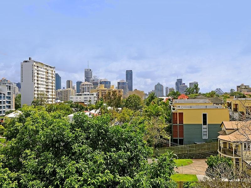 15/128 Oxlade Drive, New Farm QLD 4005