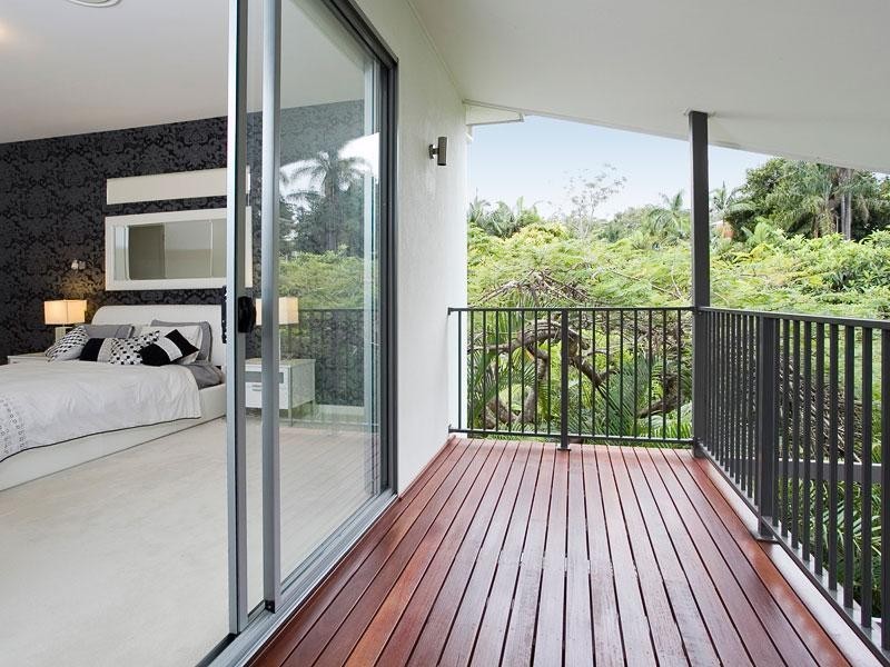 31 Pine Street, Hamilton QLD 4007