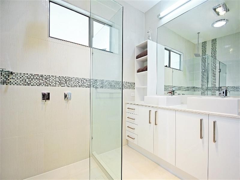 31 Pine Street, Hamilton QLD 4007