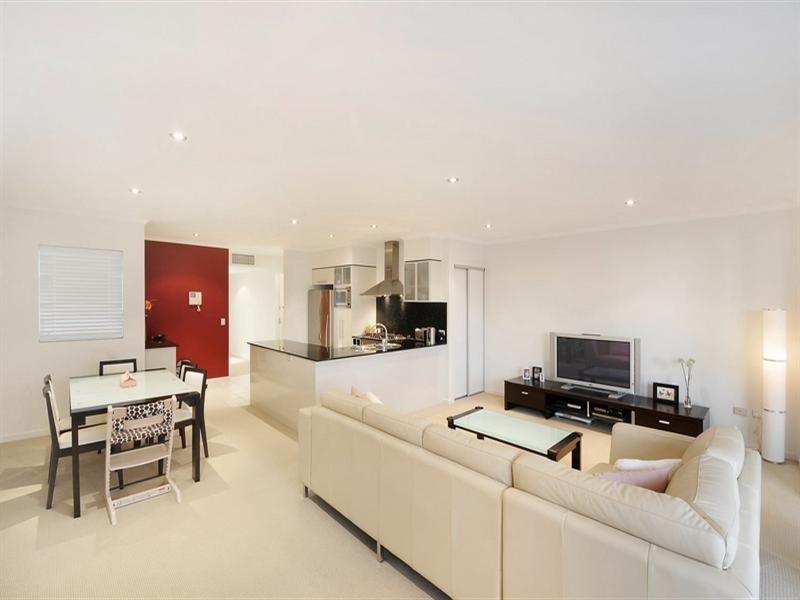 93 Leichhardt Street, Spring Hill QLD 4000