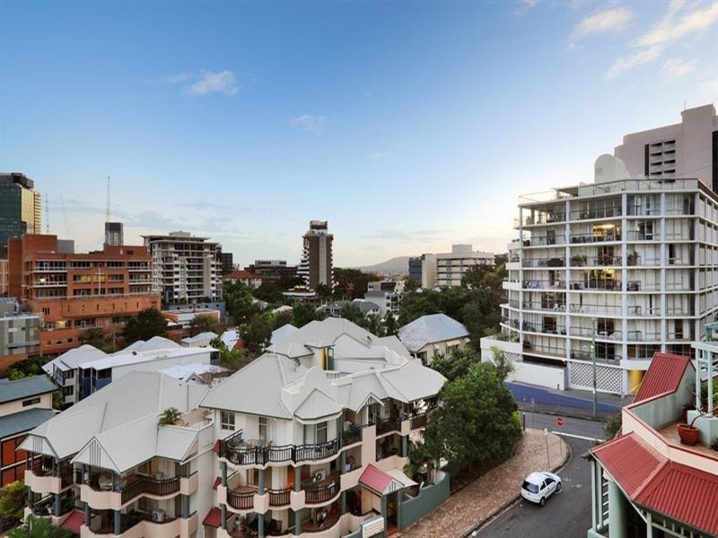 93 Leichhardt Street, Spring Hill QLD 4000