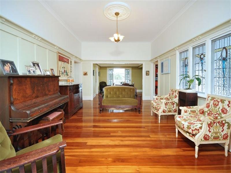 1 Florence Street, Clayfield QLD 4011