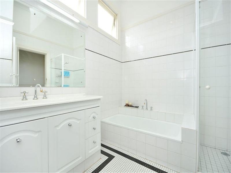 1 Florence Street, Clayfield QLD 4011