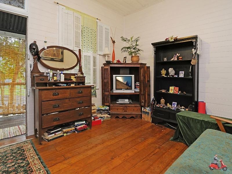 28 Hipwood Street, Spring Hill QLD 4000