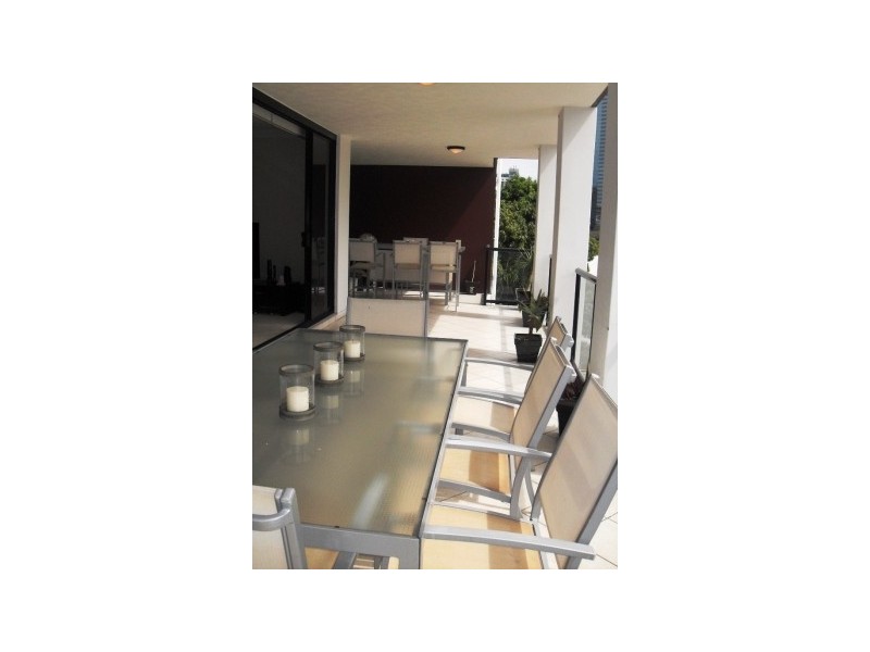 45/161 Main Street, Kangaroo Point QLD 4169