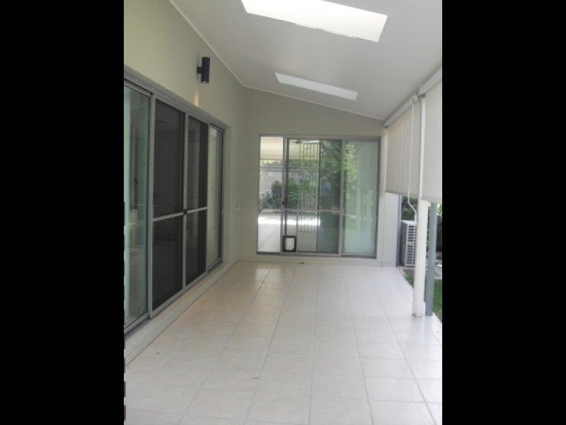 36 Refinery Parade, New Farm QLD 4005