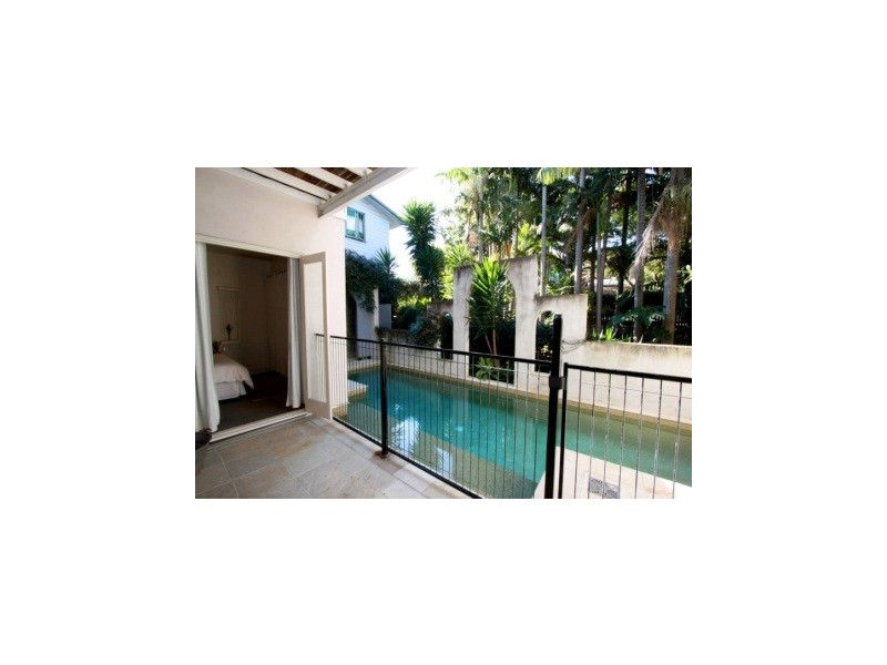 3 Hipwood Street, Spring Hill QLD 4000