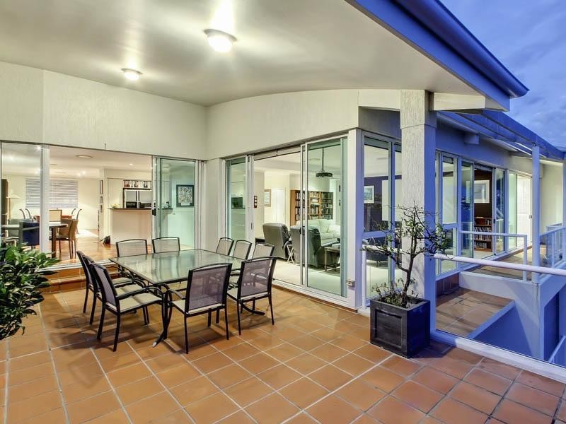 10/15 Vernon Terrace, Teneriffe QLD 4005