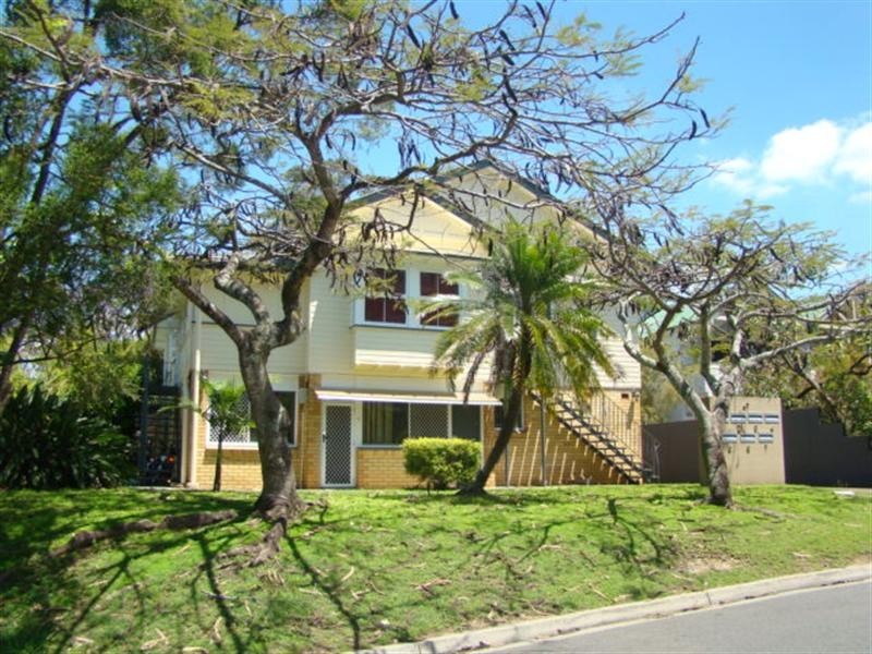 47 Sandford Street, St Lucia QLD 4067