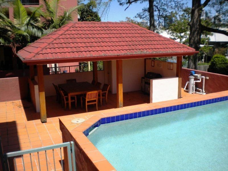 1/128 Sydney Street, New Farm QLD 4005