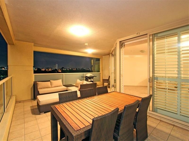 804/12 Edward Street, Brisbane QLD 4000