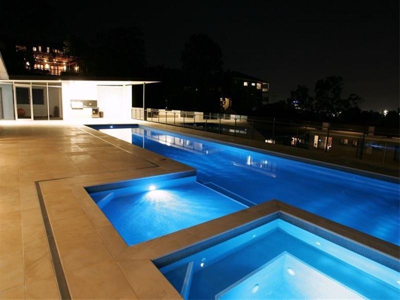 1/288 Swann Road, St Lucia QLD 4067