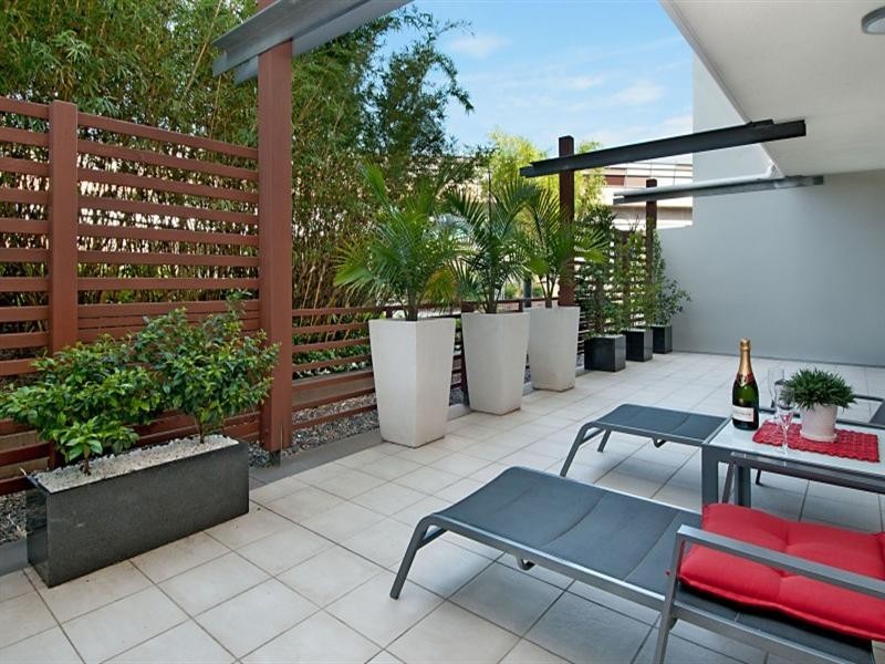 2202/141 Campbell Street, Bowen Hills QLD 4006