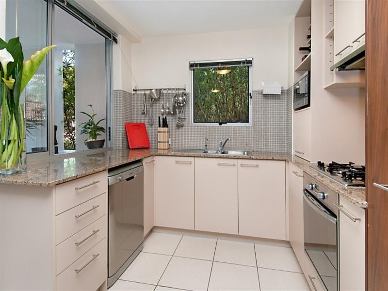 2202/141 Campbell Street, Bowen Hills QLD 4006