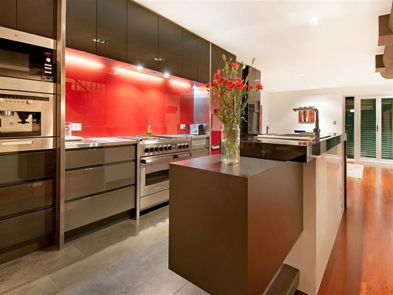 16 Mountjoy Street, Brisbane QLD 4000