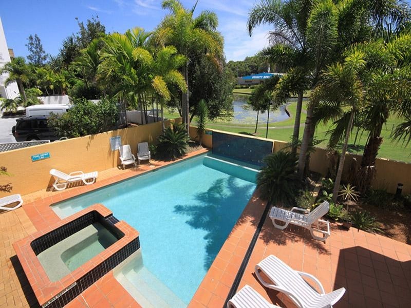 18/136 Alexandra Parade, Alexandra Headland QLD 4572