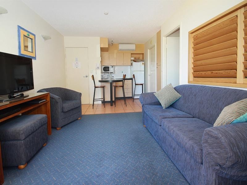 18/136 Alexandra Parade, Alexandra Headland QLD 4572