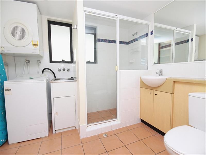 18/136 Alexandra Parade, Alexandra Headland QLD 4572