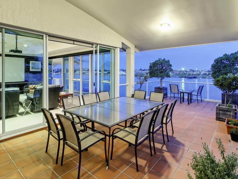 10/15 Vernon Terrace, Teneriffe QLD 4005