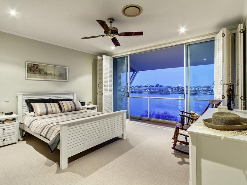 10/15 Vernon Terrace, Teneriffe QLD 4005