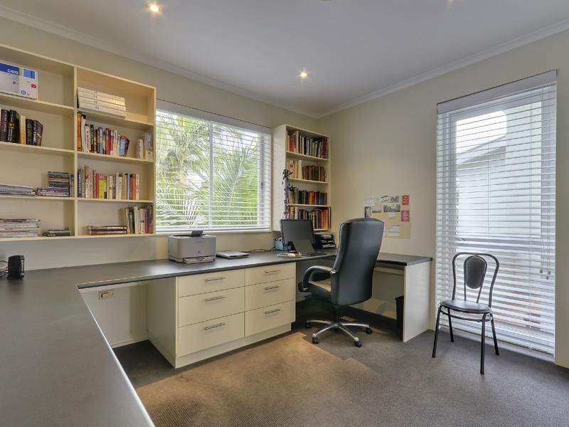10/15 Vernon Terrace, Teneriffe QLD 4005