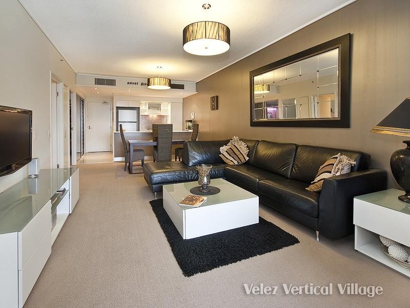 30 Macrossan Street, Brisbane QLD 4000