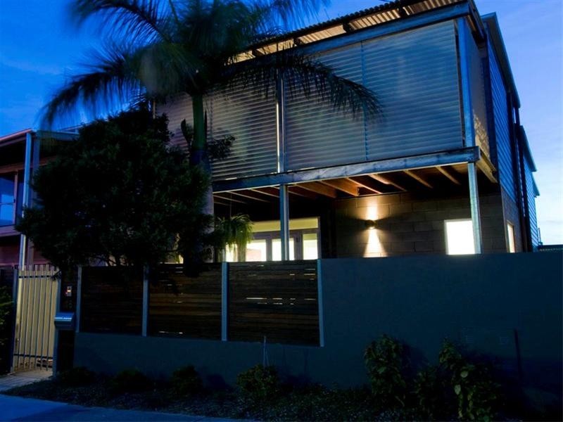 16 Mountjoy Street, Spring Hill QLD 4000