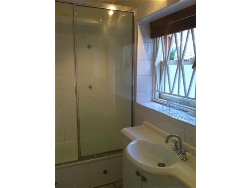 2/191 Harcourt Street, New Farm QLD 4005