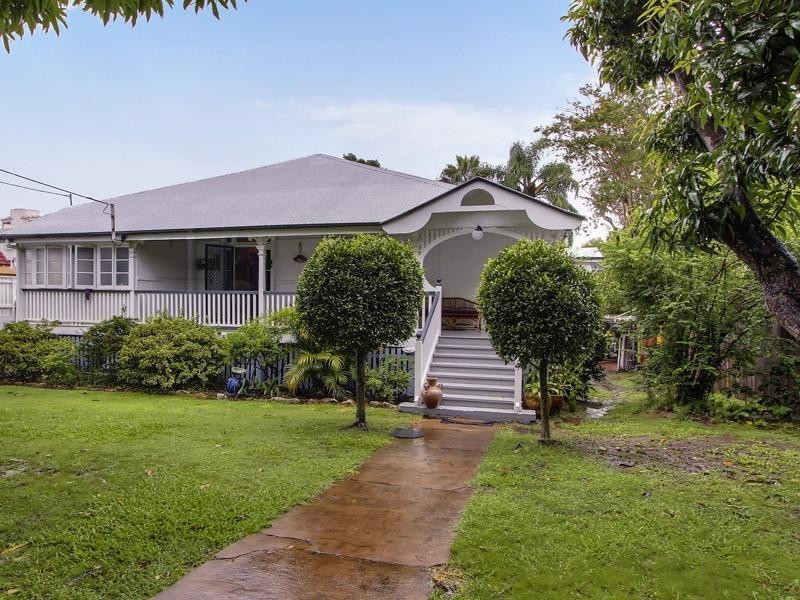 22 Lambert Road, Indooroopilly QLD 4068