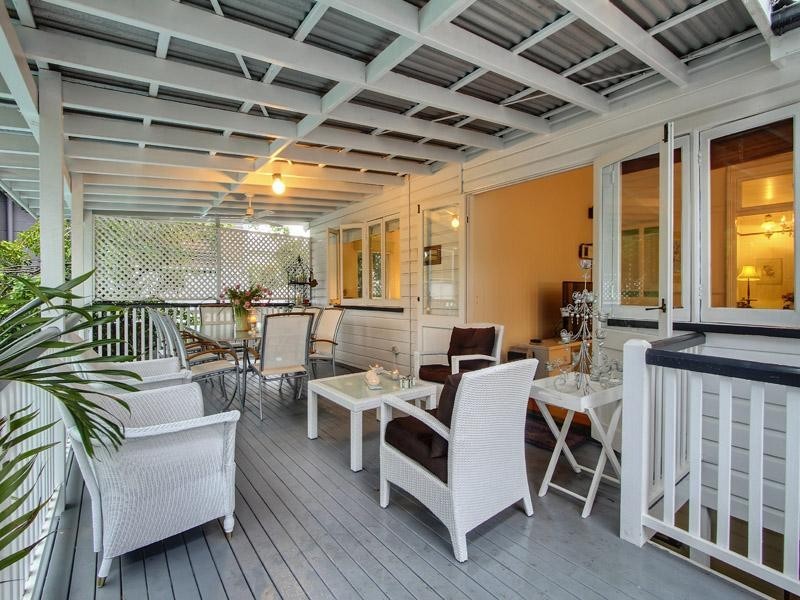 22 Lambert Road, Indooroopilly QLD 4068