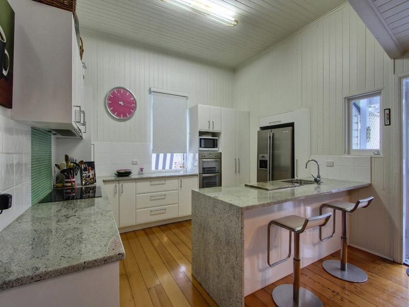 22 Lambert Road, Indooroopilly QLD 4068